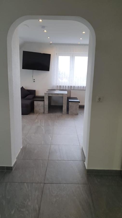 Pension Bad Soden / Apartment&Rooms Bad Soden am Taunus Exterior foto