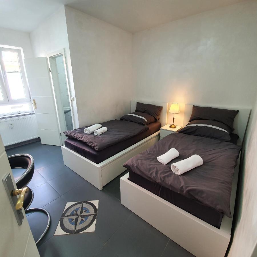 Pension Bad Soden / Apartment&Rooms Bad Soden am Taunus Exterior foto