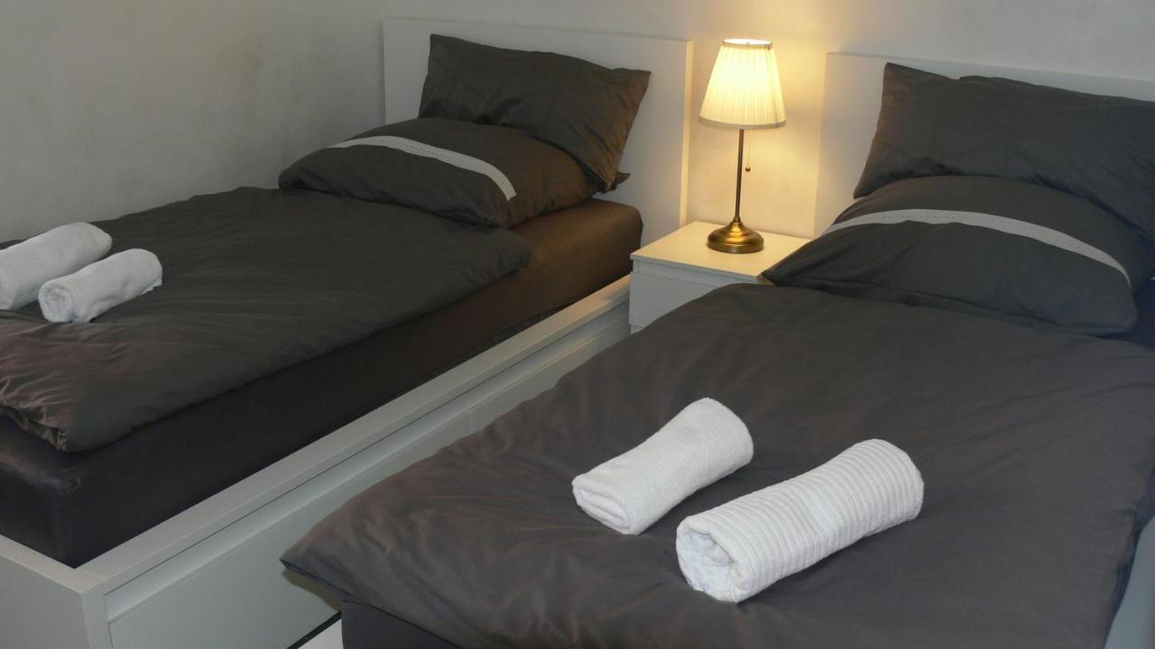 Pension Bad Soden / Apartment&Rooms Bad Soden am Taunus Exterior foto
